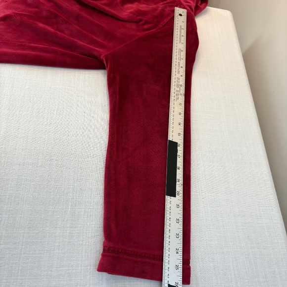 Eileen West Burgundy Red Velour Zip Robe - S/M - Picture 13 of 15